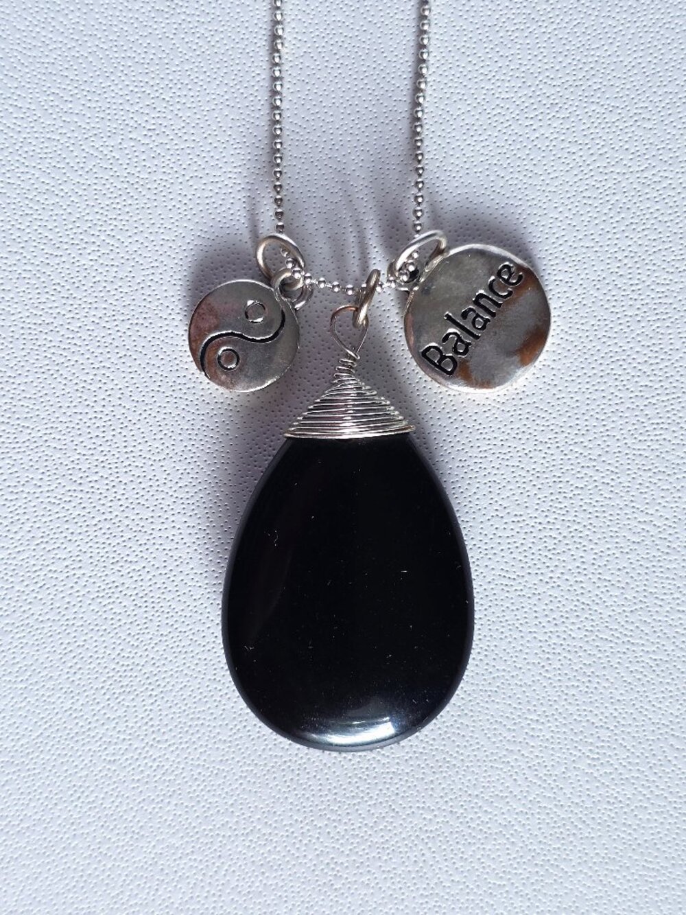 Black Onyx Pendant Necklace Wire Wrapped Silver Tone Balance Yin Yang 20-23"